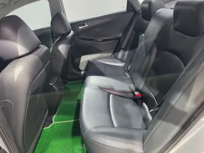 Hyundai Sonata 2014, 220075 км, за 2146.76 USD - фото 13