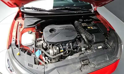 Hyundai Veloster 2019, 79404 км, за 8406.14 USD - фото 6
