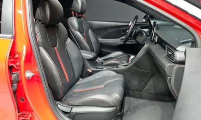 Hyundai Veloster 2019, 79404 км, за 8406.14 USD - фото 11