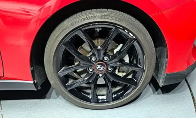 Hyundai Veloster 2019, 79404 км, за 8406.14 USD - фото 21