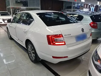 Skoda Octavia 2016, 114100 км, за 4759.16 USD