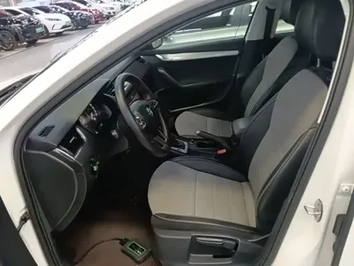 Skoda Octavia 2016, 114100 км, за 4759.16 USD - фото 15