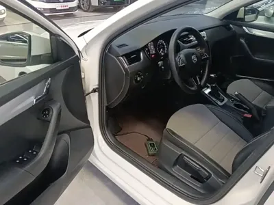 Skoda Octavia 2016, 114100 км, за 4759.16 USD - фото 16