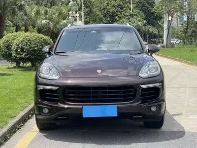 Porsche Cayenne 2017, 160000 км, за 26191.37 USD