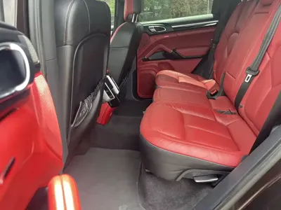 Porsche Cayenne 2017, 160000 км, за 26191.37 USD - фото 10