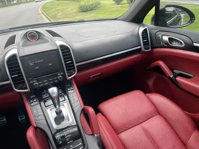 Porsche Cayenne 2017, 160000 км, за 26191.37 USD - фото 14