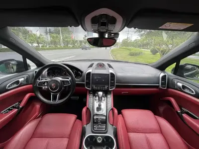 Porsche Cayenne 2017, 160000 км, за 26191.37 USD - фото 15