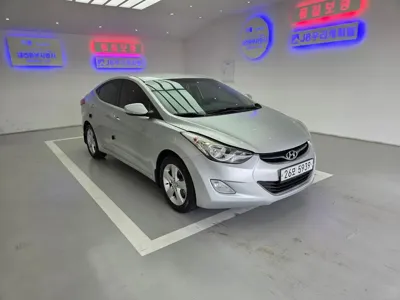 Hyundai Avante 2012, 125061 км, за 2560.06 USD