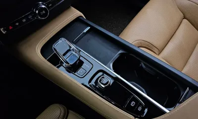 Volvo XC90 2023, 5995 км, за 45227.78 USD - фото 9