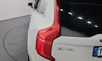 Volvo XC90 2023, 5995 км, за 45227.78 USD - фото 23