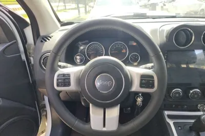 Jeep Compass 2014, 108400 км, за 3974 USD - фото 10
