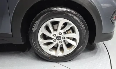 Hyundai Tucson 2017, 94438 км, за 6384.37 USD - фото 21