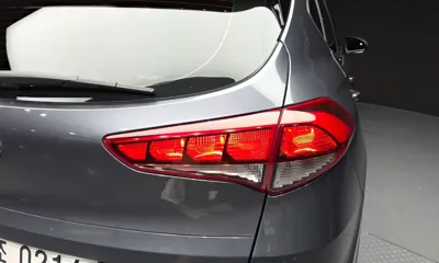 Hyundai Tucson 2017, 94438 км, за 6384.37 USD - фото 23
