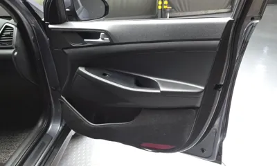 Hyundai Tucson 2017, 94438 км, за 6384.37 USD - фото 24
