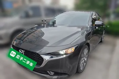 Mazda Mazda 3 Axela · 2023 год