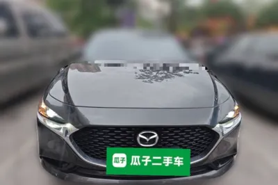 Mazda Mazda 3 Axela 2023, 2700 км, за 13601 USD
