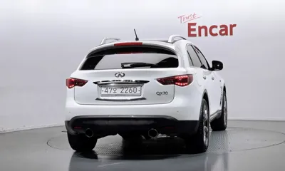 Infiniti QX70 2014, 86065 км, за 11703.11 USD
