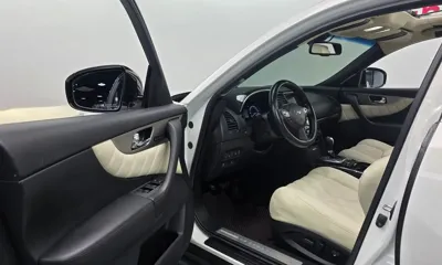Infiniti QX70 2014, 86065 км, за 11703.11 USD - фото 10