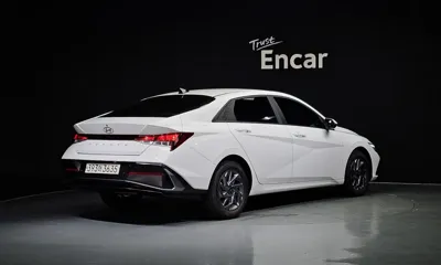 Hyundai Avante 2024, 49531 км, за 12164.99 USD