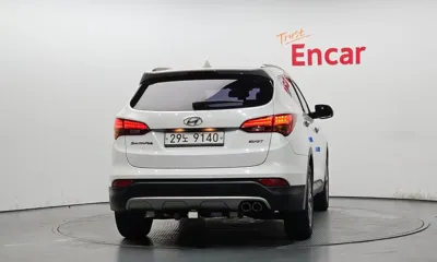 Hyundai Santafe 2015, 100180 км, за 6435.67 USD