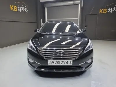 Hyundai Sonata · 2015 год
