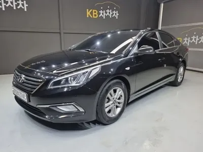 Hyundai Sonata 2015, 230000 км, за 3275.57 USD