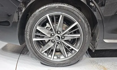 Hyundai Grandeur 2023, 55653 км, за 17657.87 USD