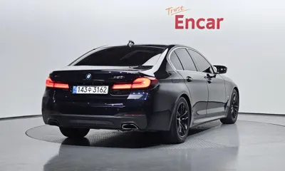 BMW 5-Series 2021, 84652 км, за 22276.59 USD