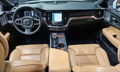 Volvo S60 2021, 41974 км, за 21407.33 USD - фото 7