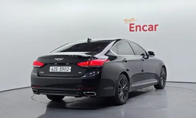 Genesis G80 2018, 35648 км, за 13224.76 USD