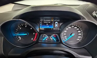 Ford Kuga 2016, 66747 км, за 4463.7 USD - фото 8