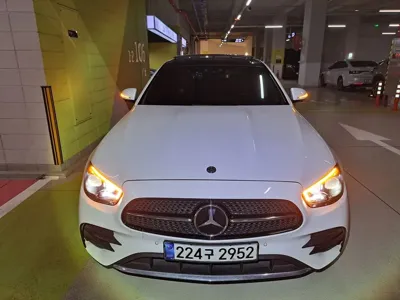 Mercedes-Benz E-Class · 2021 год