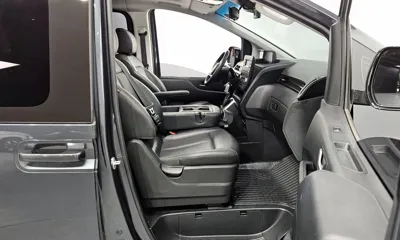Hyundai Staria 2022, 70154 км, за 16848.36 USD - фото 11