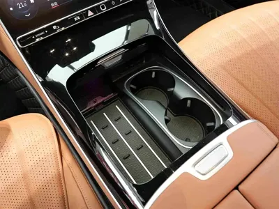 Mercedes-Benz S-Class 2023, 20000 км, за 114476.89 USD - фото 10
