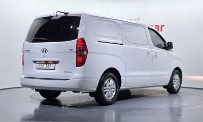 Hyundai Starex 2019, 120631 км, за 9205.29 USD
