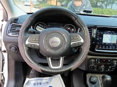 Jeep Compass 2019, 100972 км, за 7351.98 USD - фото 8
