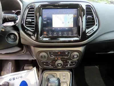 Jeep Compass 2019, 100972 км, за 7351.98 USD - фото 12