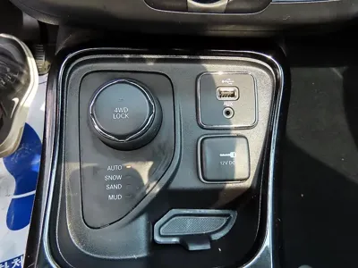 Jeep Compass 2019, 100972 км, за 7351.98 USD - фото 14