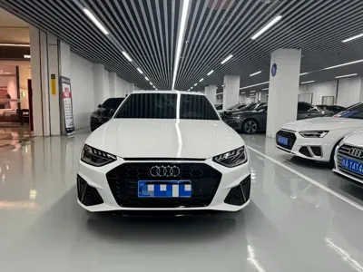 Audi A4L 2024, 17000 км, за 20048.22 USD