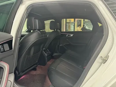 Audi A4L 2024, 17000 км, за 20048.22 USD - фото 8