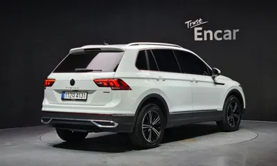 Volkswagen Tiguan 2022, 101651 км, за 20716.62 USD