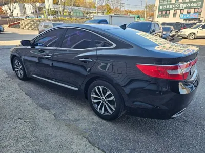 Hyundai Grandeur 2012, 216348 км, за 2299 USD