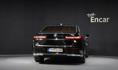 BMW 7-Series 2023, 38555 км, за 65620.05 USD