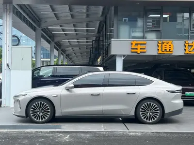Nio ET7 2023, 44000 км, за 30311.36 USD