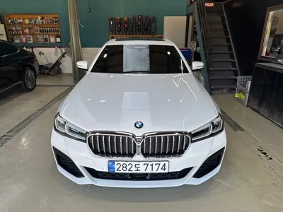 BMW 5-Series 2023, 50895 км, за 25395.57 USD