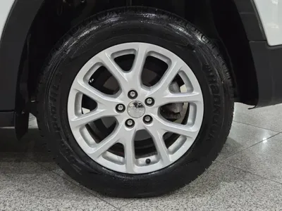 Jeep Cherokee 2016, 43651 км, за 6279.75 USD - фото 20