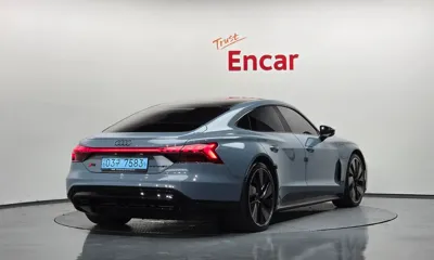 Audi e-tron GT 2022, 30065 км, за 57010.97 USD