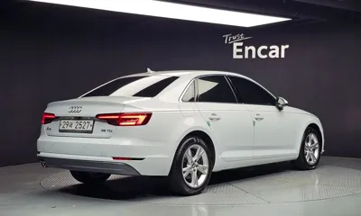 Audi A4 2018, 55029 км, за 12361.19 USD