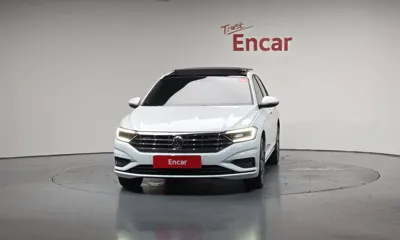 Volkswagen Jetta 2020, 76554 км, за 10509.72 USD