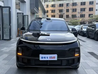Li Auto Li L8 2025, 7000 км, за 42814.8 USD